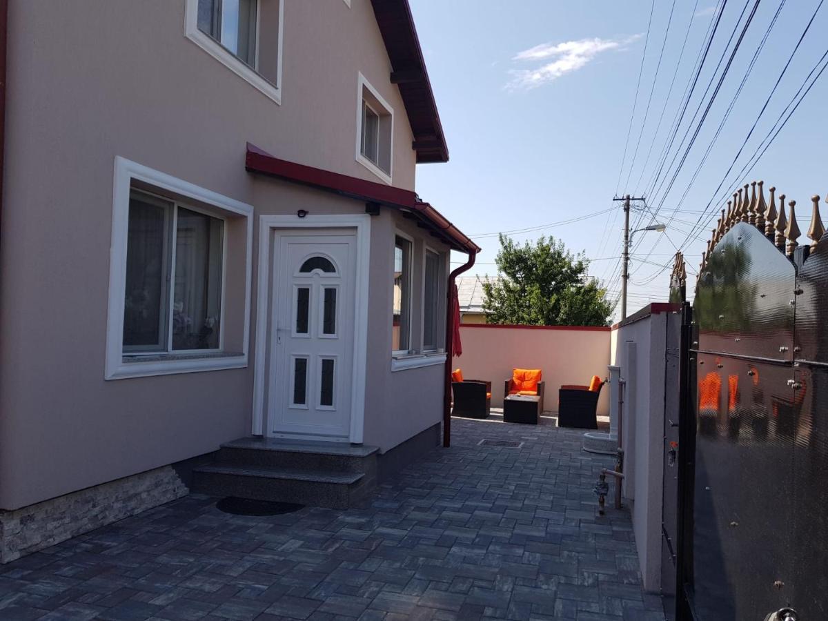 "Apartament"-Casa Genius Плоешти Экстерьер фото