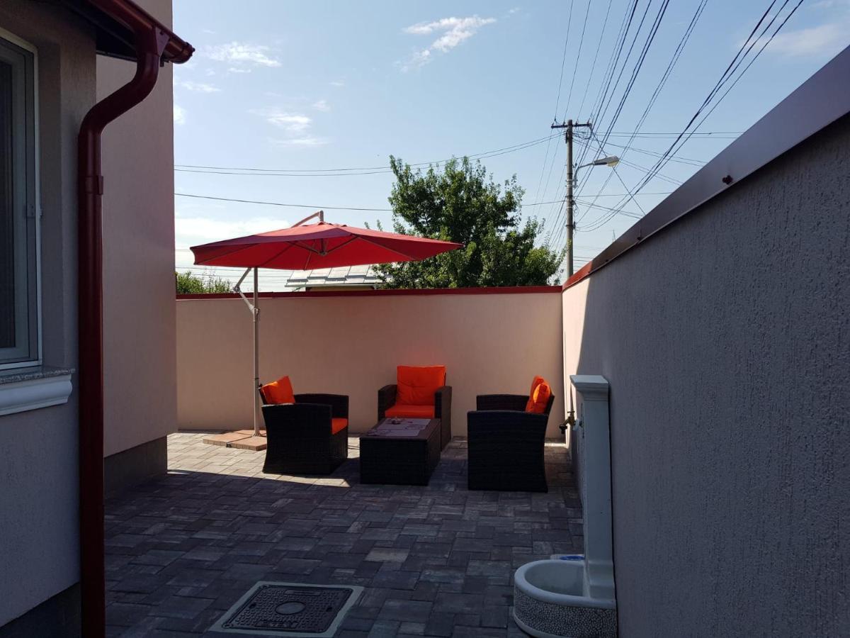 "Apartament"-Casa Genius Плоешти Экстерьер фото