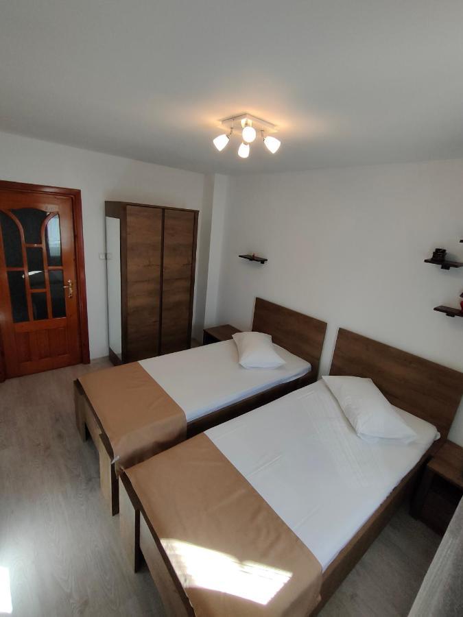 "Apartament"-Casa Genius Плоешти Экстерьер фото
