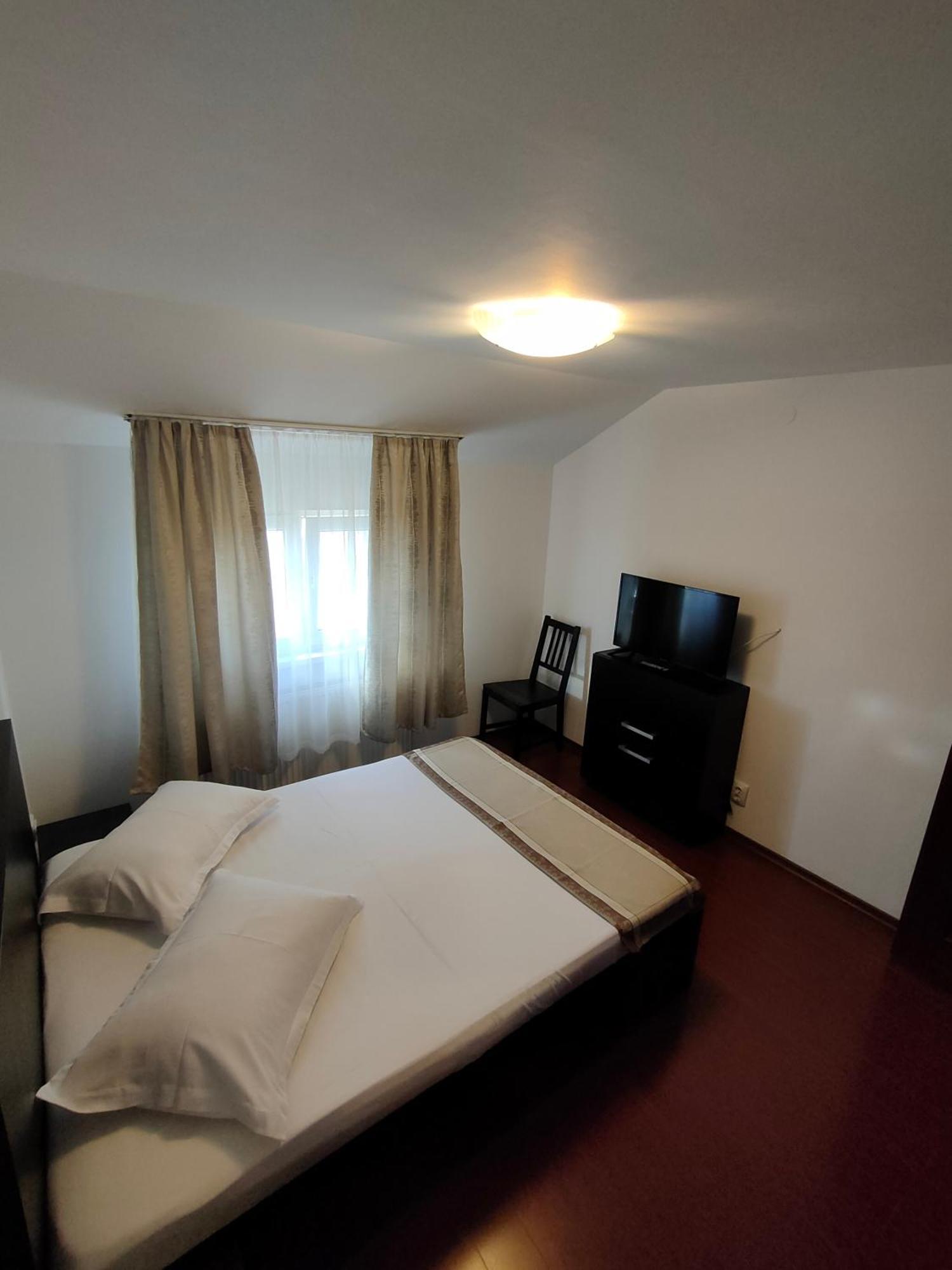 "Apartament"-Casa Genius Плоешти Экстерьер фото