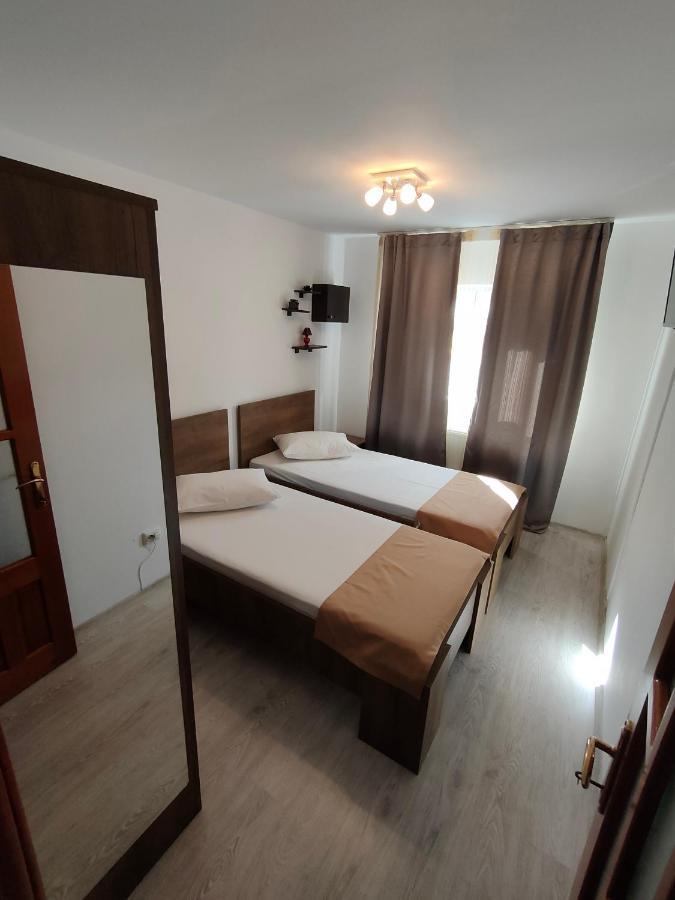 "Apartament"-Casa Genius Плоешти Экстерьер фото