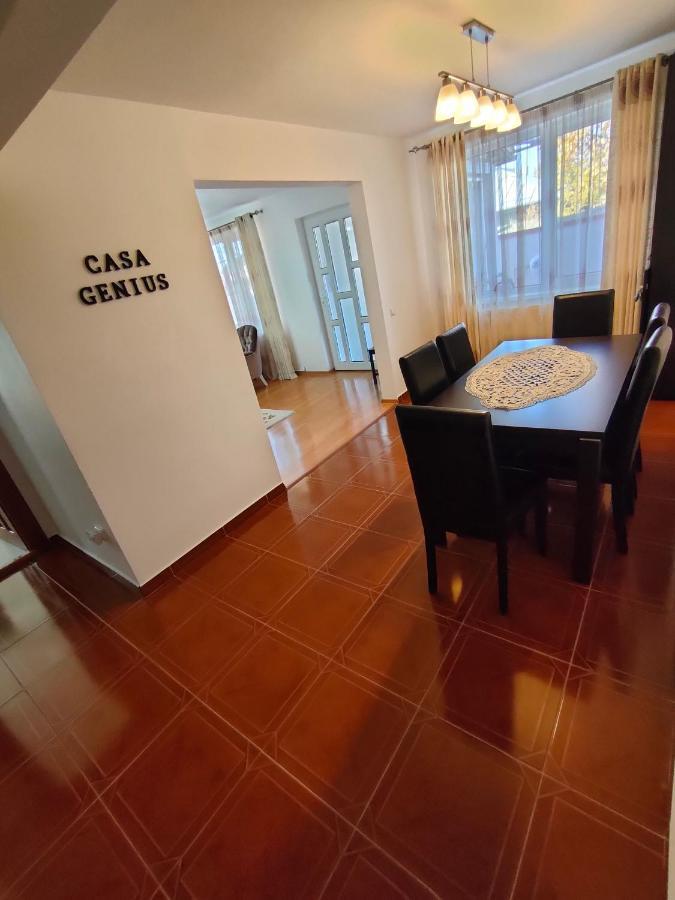 "Apartament"-Casa Genius Плоешти Экстерьер фото