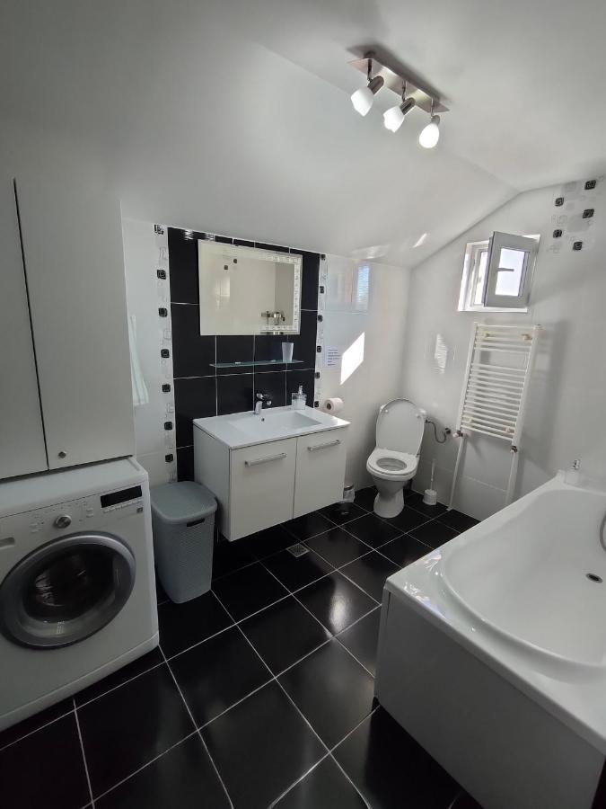 "Apartament"-Casa Genius Плоешти Экстерьер фото